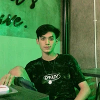 lisa hồi nhỏ