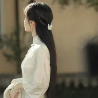 Trần Gia Hân (mẹ cậu)