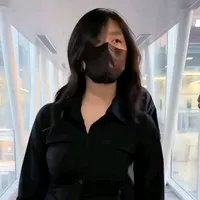 Trần Gia Di (chị cậu)