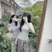 Linh và Vy