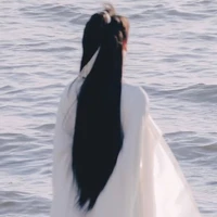 Nhân Vật Quần Chúng · All