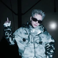 Lê Quang Hùng [𝗠𝗮𝘀𝘁𝗲𝗿𝗗]