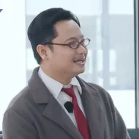 Thầy hiệu trưởng