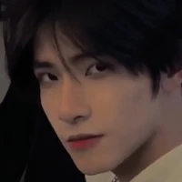Ba nữ9