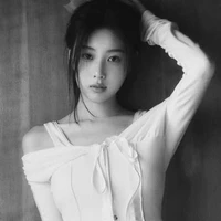 Kang Hyewon