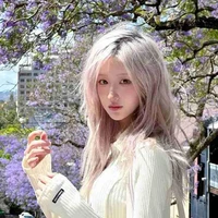 kim thiên thư/IU