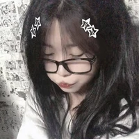 Trương Hạ Vi(em gái sim)