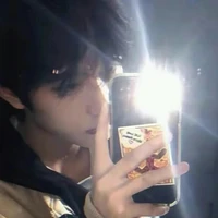 Dịch Văn Khiêm【Bạn cậu】