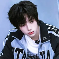 Vương Lỗ Kiệt/LuLu_gã