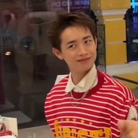 tác giả mê trai oke🦄🦜🕊️🐄🐸