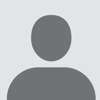 Bạn cùng lớp[gọi là H]