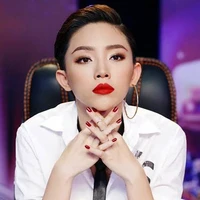 Nguyễn khoa Tóc Tiên