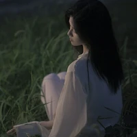 Hoàng Tú Linh(mẹ)