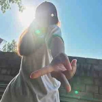 Nhỏ t/g bị khùng