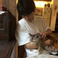 Ninh Tuấn_hắn ta