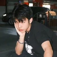 Thế Vĩ