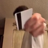 gánh hết tất cả nhân vật ngoài lề