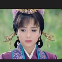 Hầu phu nhân+ thái tự