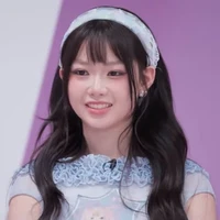 Nguyễn Lê Ngọc Ánh Sáng - Aza