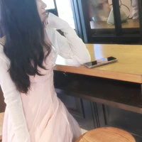 thư di