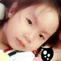 khanhthy nè mấy má