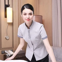 Nữ Nhân Viên Khách Sạn