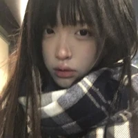 Lưu Diệc Phi_bé con