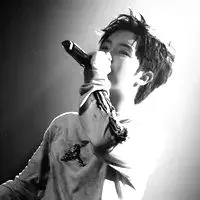 Nguyễn Xuân Bach-Mason Nguyễn