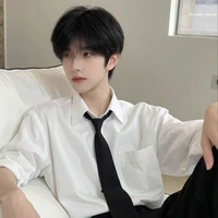 Hạ Khánh Nam_kn – Anh trai nữ chính.