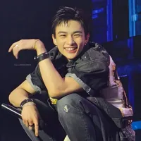 (Sam) Hwang Hyunjin