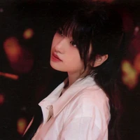 Yujin - Cô