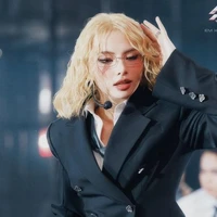 Nguyễn Hiền Mai - Mai Quinn