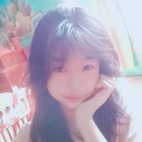 tác giả (xấu gái)