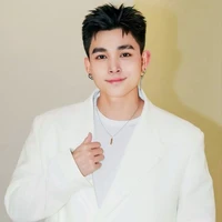Jun Phạm