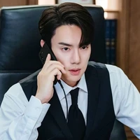 Beak Ji Min — Giám đốc Beak