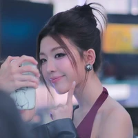 Nguyễn Lê Diễm Hằng ( Lamoon )