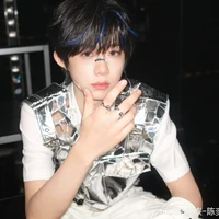 Trần Dịch Hằng_H