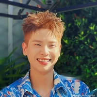 Phạm Anh Quân *20