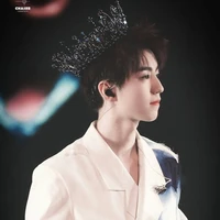 Vương Tuấn Khải_Anh