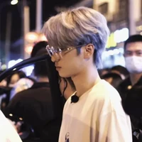 Nghiêm Hạo Tường - 18 tuổi