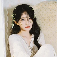 Châu Thi Vũ - bạn nàng