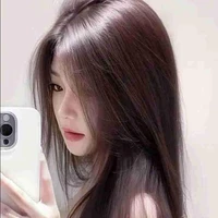 Đặng Nguyễn Ngọc Mỹ(chị 2 cô)