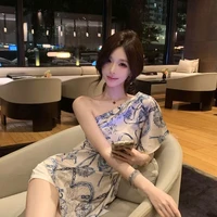 Tuyết Hạ-mẹ cô-