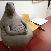 Quần chúng hóng chịn