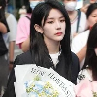 Từ Sở Văn_xuẩn