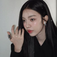 Hoàng Thị Mỹ Duyên⁹⁹