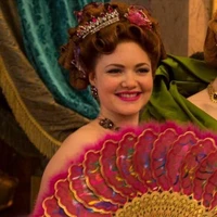 Em kế thứ hai của Lọ Lem