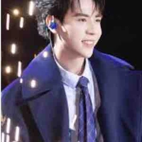 tác giả thích ăn pịa