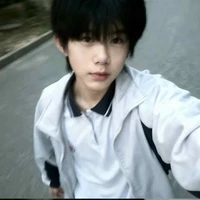 Trần Dịch Hằng-em