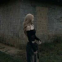 Alice Hart-mẹ H